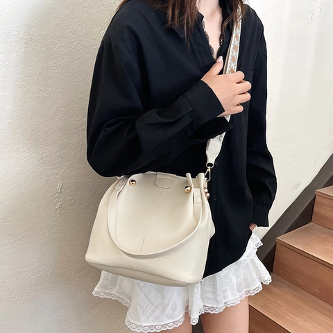 Borsa a Secchiello da Donna in Pelle PU Retro Con Tracolla Larga Geometrica Etnica Grande Capacità Borsa a Spalla Moda