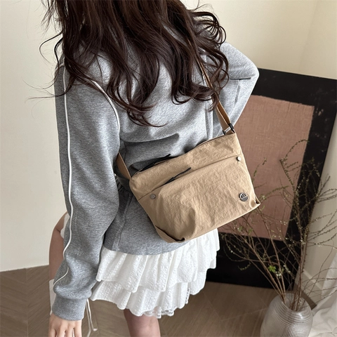Borsa a Tracolla in Tela Stropicciata Stile Workwear Giapponese per Donna Piccola Borsa a Spalla Con Tracolla Regolabile Design Impuntura Quotidiana