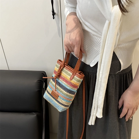 Sac à Main en Paille Tissée à Rayures Colorées pour Femmes Été Plage Petit Sac à Épaule Carré Avec Poignée en Cuir Mode