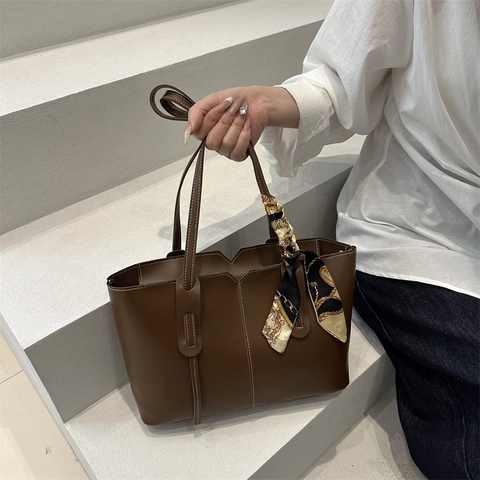 Borsa Tote in Pelle PU Vintage da Donna Con Foulard in Seta Cuciture a Contrasto Borsa a Spalla Minimalista Borsa a Mano Pendolare di Grande Capacità
