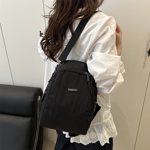 Urban Minimalist Nylon Backpack For Women Large Capacity Lightweight Commuting Travel Shoulder Bag Fashion Solid Color Handbag