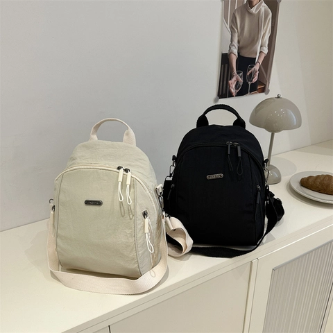 Zaino da Donna in Nylon Increspato Leggero Grande Capacità Casual Streetwear Borsa a Spalla Con Tasche Multiple a Cerniera