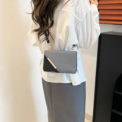 Bolso de Hombro de Cuero PU Casual para Mujer Bloque de Color Con Barra de Metal Bolso Bandolera Pequeño Bolso Cuadrado con Solapa