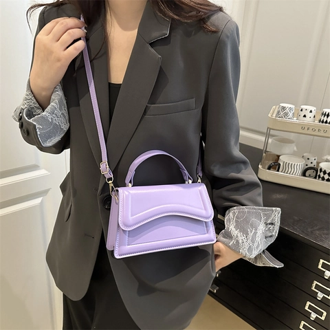 Sac Carré pour Femme en Cuir PU Motif à Vagues Sac à Bandoulière Minimaliste avec Poignée Sac de Tous les Jours Urbain