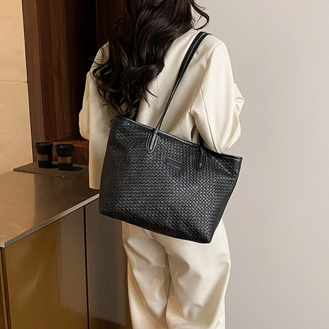 Damen Große Kapazität Geflochtene Tragetasche Urban Minimalistisch PU Leder Umhängetasche Trendy Mode Handtasche Für Den Alltag