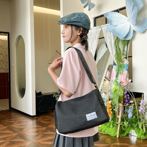 Large Capacity Canvas Shoulder Bag For Women Men Korean Style Casual Messenger Bag Simple Solid Color Tote Crossbody Bag