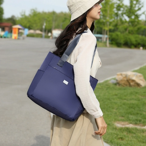 Women Fashion Oxford Cloth Tote Bag Large Capacity Lightweight Waterproof Shoulder Bag Casual Handbag For Daily Shopping