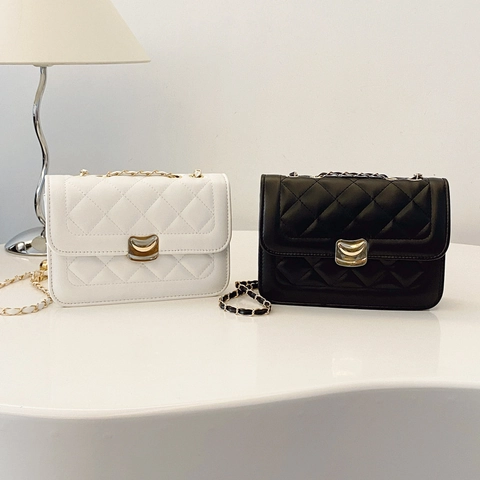 Borsa a Tracolla Quadrata Piccola da Donna in Pelle PU Trapuntata a Rombi Catena d'Oro Street Trend Stile Minimalista