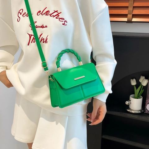 Borsa Quadrata Piccola in Pelle PU da Donna alla Moda Manico Intrecciato Hardware Dorato Borsa a Tracolla Minimalista
