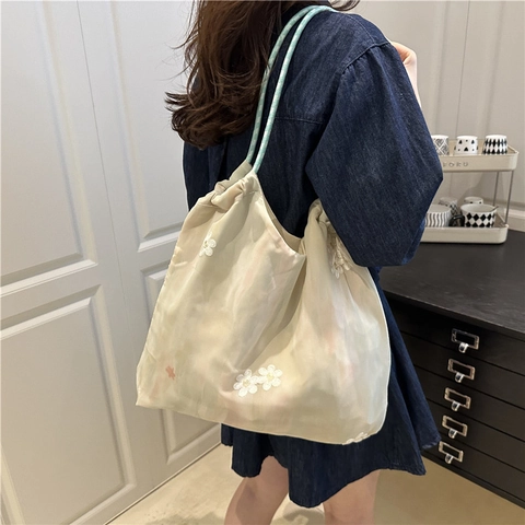 Bolso De Mano De Malla Fresca Coreana Para Mujer Bordado Floral Gran Capacidad Bolso De Hombro Con Asa De Cuerda Trenzada Para Playa