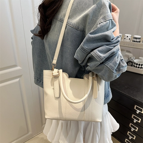 Damen Einfache Litchi Textur PU Leder Umhängetasche Moderne Pendler Handtasche Elegante Bucket Bag Mit Verstellbarem Riemen