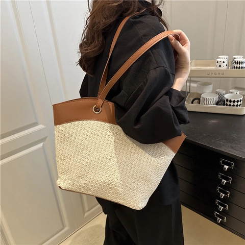 Sac Fourre-tout en Paille Tissée pour Femmes Grande Capacité Sac à Épaule de Plage d'Été avec Garniture en Cuir PU Contrasté