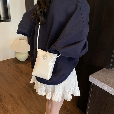 Women Minimalist PU Leather Phone Bag With Artificial Pearl Decor Solid Color Crossbody Shoulder Bag Small Square Bag