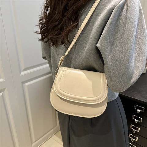 Vintage PU Leder Sattel Schultertasche Für Damen 2025 Mode Einfache Einfarbige Umhängetasche Mit Verstellbarem Riemen