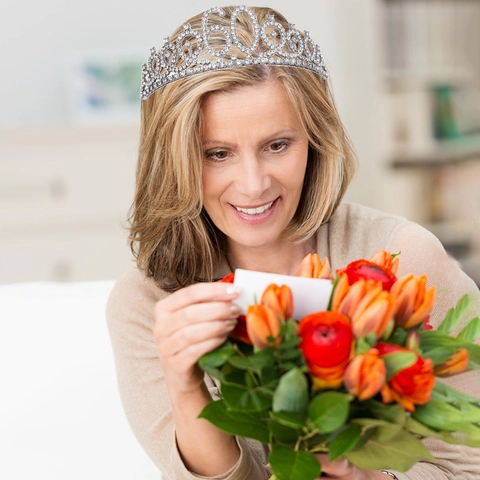 Tiara per il 60 Compleanno per Donna Corona con Numero 60 con Strass per Decorazioni Festa di Compleanno Accessori per Capelli in Lega