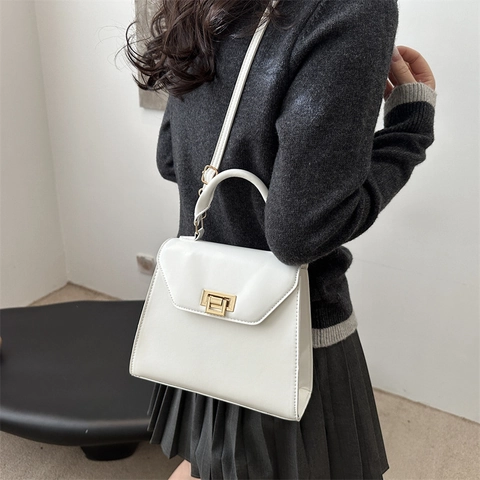 Vintage Large Capacity Solid Color Nylon Shoulder Bag Metal Lock Simple Handbag Crossbody Square Bag Daily Use Ladies Fashion