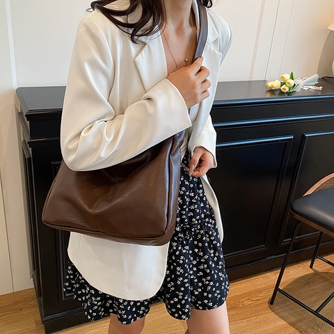 Retro Large Capacity PU Leather Tote Shoulder Bag For Women Minimalist Solid Color Commute Fashion Casual Crossbody Bag