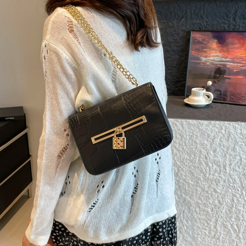 Bolso de Hombro para Mujer de Cuero PU con Relieve de Cocodrilo Bolso Bandolera con Cadena Dorada y Candado de Corazón Bolso Cuadrado