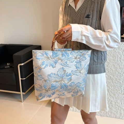 Neue Chinesische Retro Floral Jacquard Tote Bag Mit Bambusgriff Große Kapazität Handtasche Elegante Pendler Schultertasche Für Damen