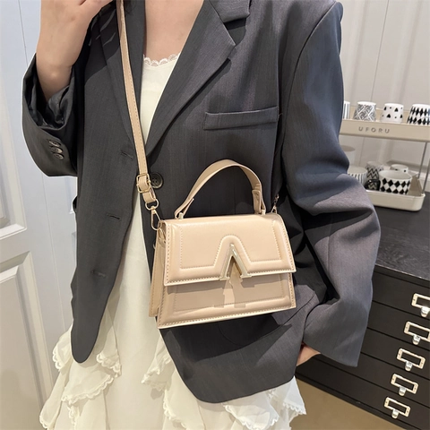 Women PU Leather Small Square Bag Simple Solid Color Flap Crossbody Bag With Metal Buckle Stitching Daily Shoulder Handbag