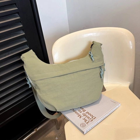 Bolso Bandolera de Media Luna de Gran Capacidad de Tela Color Sólido Bolso Hobo para Mujer Estilo Callejero Correa Ajustable