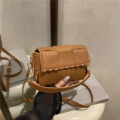 Borsa a Tracolla da Donna Intrecciata Con Bordo Smerlato Vintage in Ecopelle Borsa a Spalla Quadrata Con Cinturino a Catena Elegante