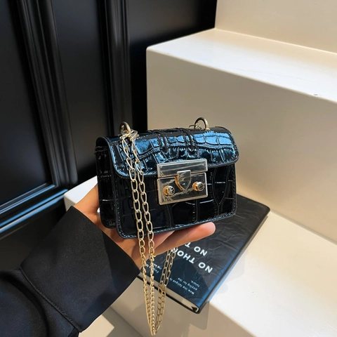 Fashion Crocodile Pattern PU Leather Mini Square Bag Gold Chain Crossbody Shoulder Purse Lock Closure Women Party Accessory