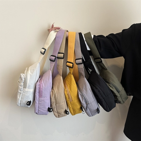 Damen Casual Nylon Brusttasche Geknitterte Textur Umhängetasche Leicht Mode Trendy Kleine Reise Bauchtasche