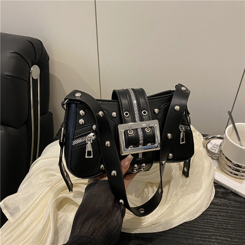 Women's Vintage Punk Rivet Underarm Bag PU Leather Y2K Motorcycle Shoulder Bag With Silver Buckle Zip Rock Style Handbag