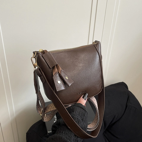 Bolso de Hombro Retro de Cuero PU para Mujer Color Sólido Minimalista Urbano Bolso de Axila Moda Correa Ancha Gran Capacidad