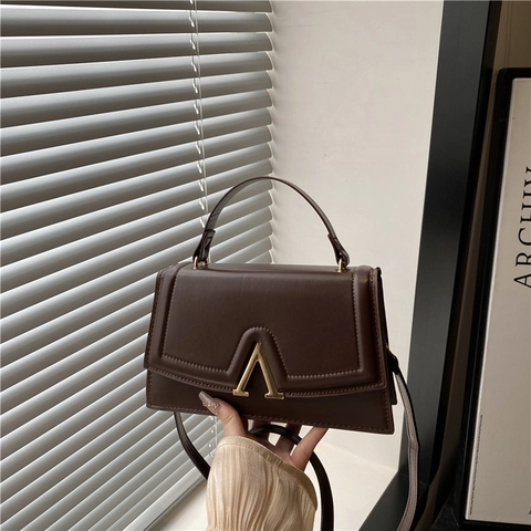 Bolso Cuadrado Pequeño Vintage de Cuero PU para Mujer Con Cierre de Metal en V Asa Superior Correa Ajustable Bolso Bandolera