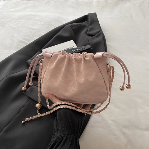 Bolso de Hombro de Nube Plisado Estilo Chino con Cadena de Cuero PU Gran Capacidad Color Sólido Bolso de Axila para Mujer
