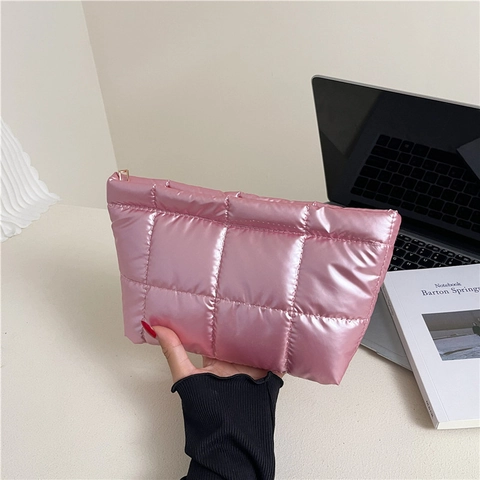 Women Quilted Puffer Clutch Bag Cotton Metallic Glossy Zipper Cosmetic Pouch Evening Handbag Fashion Makeup Storage Bag
