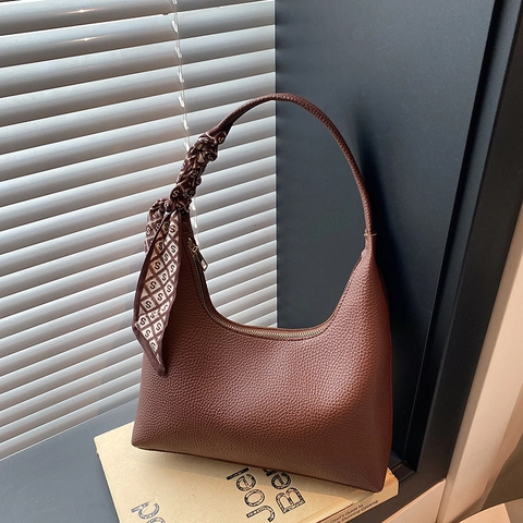 Women PU Leather Hobo Shoulder Bag With Decorative Satin Scarf Large Capacity Minimalist Lychee Pattern Commuting Handbag