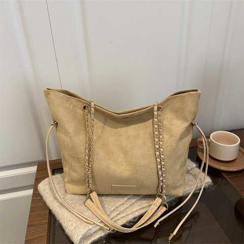Women Large Capacity Shoulder Bag PU Suede Look Tote Bag With Chain Strap Bear Charm Minimalist Office Daily Commute Bag