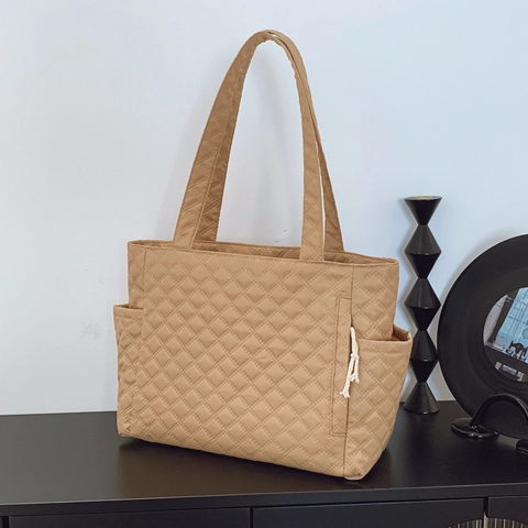 Damen Große Kapazität Gesteppte PU Leder Tragetasche Mode Steppnaht Unterarm Schultertasche Einfache Lässige Alltag Handtasche