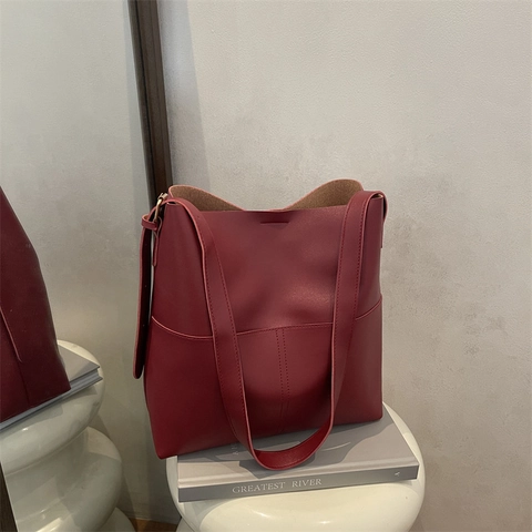 Women Large Capacity PU Leather Bucket Bag Minimalist Vintage Solid Color Shoulder Crossbody Tote Bag With Sewing Thread Detail