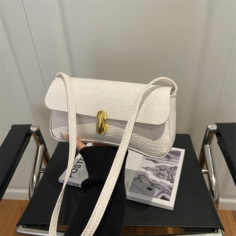 French Vintage Women Baguette Bag Crocodile Embossed PU Leather Underarm Shoulder Bag With Gold Lock Large Capacity Handbag