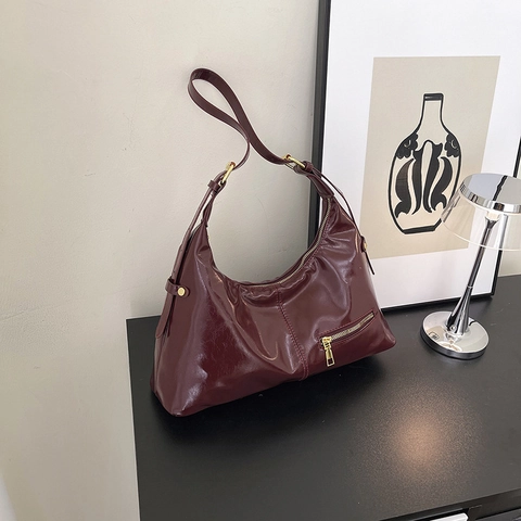 Glossy PU Leather Large Capacity Shoulder Bag Retro Simple Hobo Bag For Women Commuting Elegant Solid Color Underarm Bag