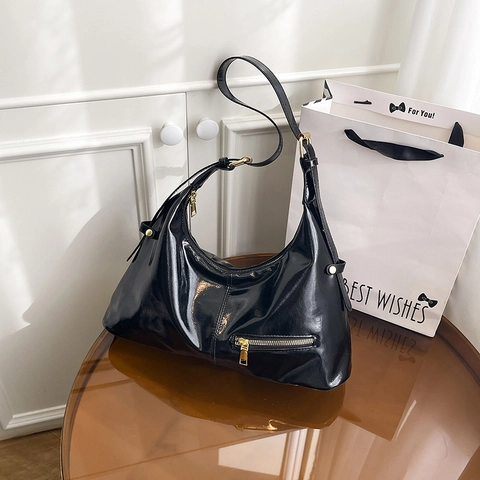 Glossy PU Leather Large Capacity Shoulder Bag Retro Simple Hobo Bag For Women Commuting Elegant Solid Color Underarm Bag