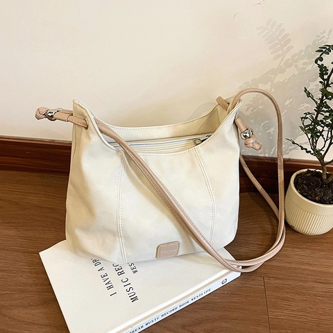 Women PU Leather Shoulder Bag Large Capacity Solid Color Hobo Bag With Sewing Thread Detail For Daily Fashion Handbag