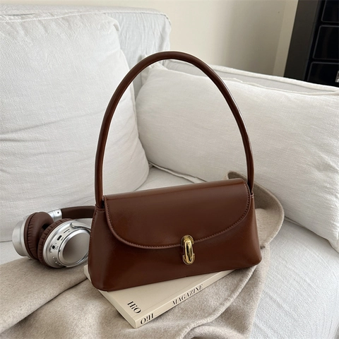 Bolso de Axila para Mujer Retro Francés Minimalista Color Sólido Cuero PU Bolso de Hombro Con Hebilla Metálica Elegante