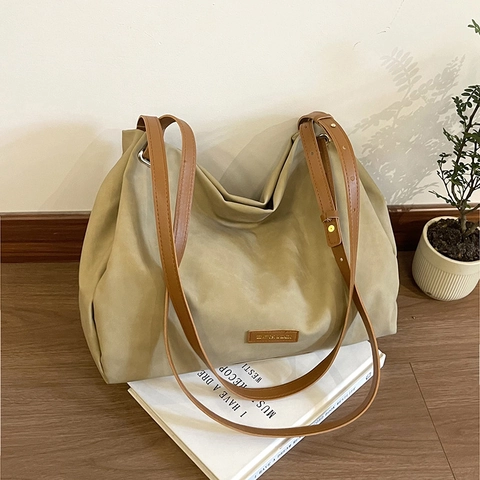 Damen Große Kapazität Retro PU Leder Tragetasche Mode Urban Einfach Pendler Umhängetasche Einzelgriff Umhängetasche