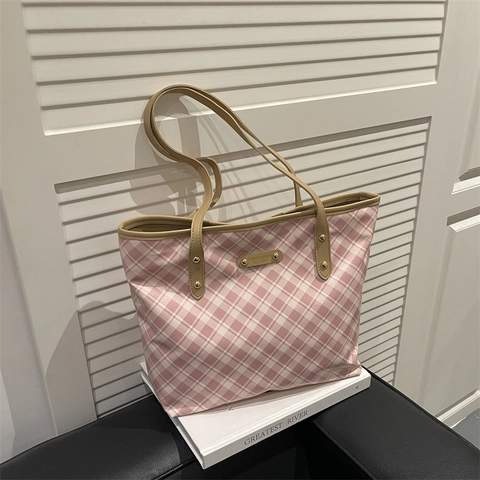 Bolso de Mano a Cuadros de Gran Capacidad para Mujer Cuero PU Bolso de Hombro Con Lindo Colgante de Oso Moda Coreana Casual
