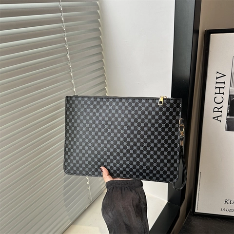 Women Fashion PU Leather Clutch Bag Large Capacity Envelope Bag Solid Color Geometric Monogram Zipper Handheld Wristlet Bag