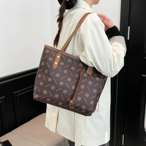 Vintage PU Leather Monogram Printed Tote Bag For Women Large Capacity Shoulder Bag With Matching Pouch Fashion Casual Handbag