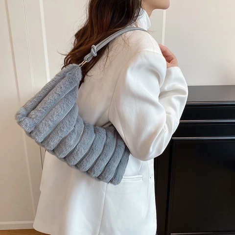 2025 Borsa a Tracolla in Peluche da Donna Moda Invernale Borsa Sotto l'Ascella in Pelliccia Sintetica a Costine Borsa a Mezzaluna Casual