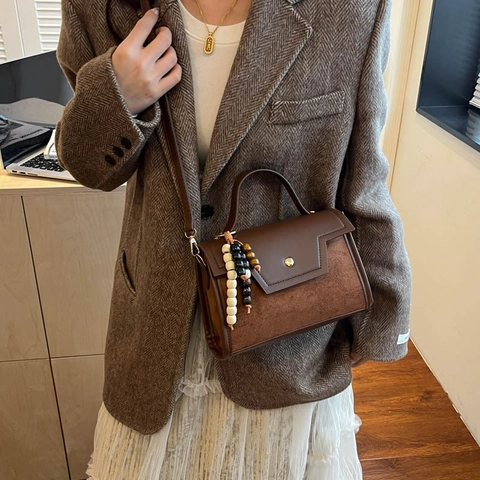 Women Retro PU Splicing Small Square Bag Fashion Leopard Print Shoulder Crossbody Bag With Wooden Bead Pendant Geometric Flap Handbag