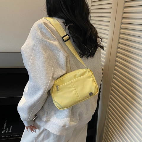 Women Lightweight Nylon Crossbody Bag Casual Adjustable Strap Shoulder Bag Multi Zipper Pockets Solid Color Daily Travel Bag