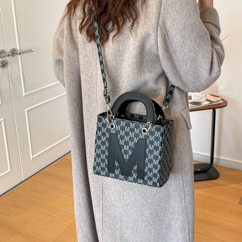 Women Fashion Monogram Handbag Retro PU Leather Shoulder Crossbody Bag With Top Handle Magnetic Buckle Daily Versatile